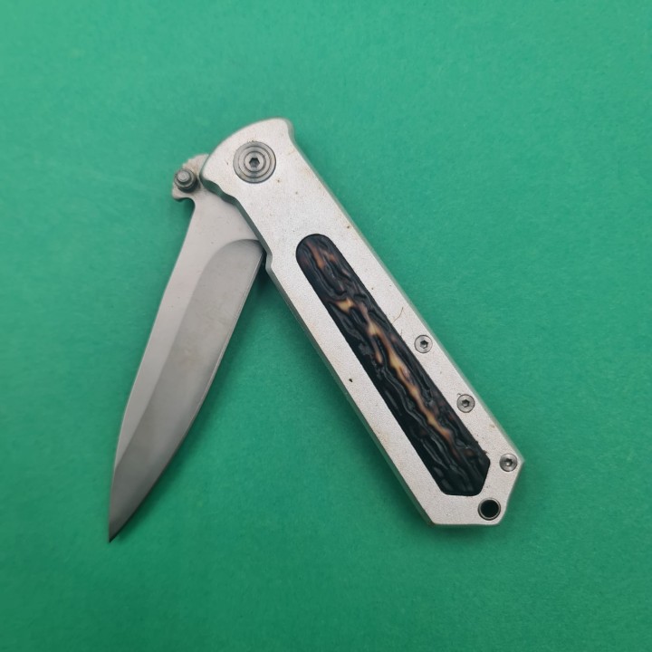 Briceag cu Agatatoare, Deschidere Manuala, Model Scoarta de Copac, Argintiu, 20 cm