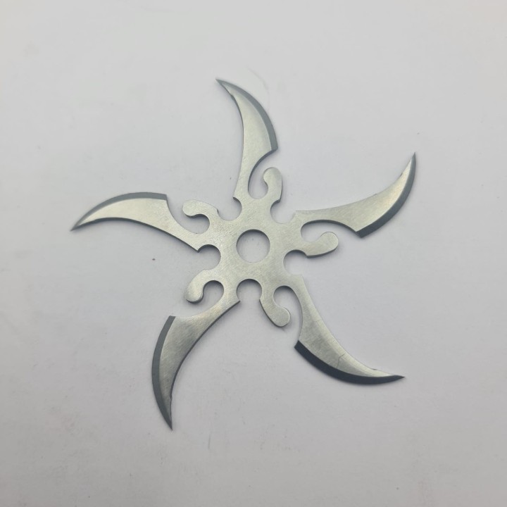 Stea Ninja Pentru Aruncat la Tinta, Model Curbat, Husa, 10 cm, Argintiu